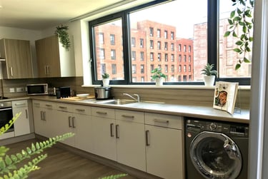 1 bed flat, Hollis Croft, Devonshire Green, Sheffield, S14RR - Image 5